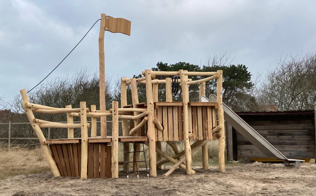 Pannekoekhuis Onder de Vuurtoren - Onze nieuwe speeltuin